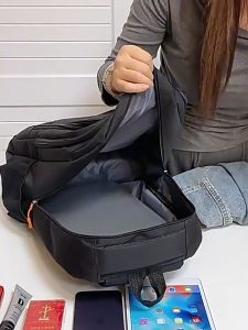 กระเป๋าเป้สะพายหลังกันน้ำ ใส่โน๊ตบุ๊ค15" {สีดำ}