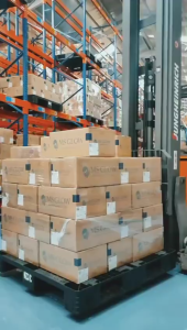 SUNWHITE MS GLOW - SUNWHITE DAILY CREAM PROTECTION SKIN BARRIER PREBIOTIC PROBIOTIK ADVANCE VIT C WITH SPF 50