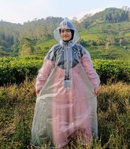 Jas Hujan Gamis Mantel Jumbo Muslimah Tripper