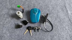 Bộ Ổ Khoá Suzuki Gz150a
