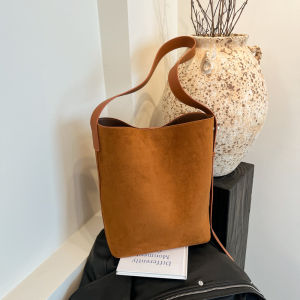 Maillard Suede Shoulder Crossbody Bag for Women 2024 New Arrival Autumn and Winter Wild Fancy Large-Capacity Bucket Bag