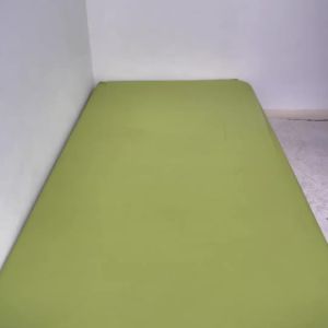 SPREI MOTIF POLOS UKURAN 180x200 160x200 140x200 120x200 90x200 HITAM PALE GREEN LILAC