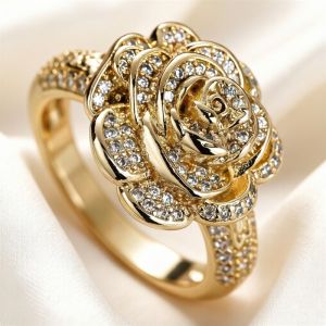 Huitan Exquisite Flower Rose Ring for Women Graceful Female Engagement Party Accessories Gold Color Shiny Cubic Zirconia Jewelry