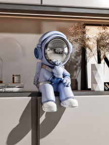 ZHISHUGE | Astronaut Decorative Statue