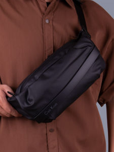 Mens Crossbody Bag Waterproof Oxford Cloth Sports Chest Bag Large Capacity Commuter Fashion Waist Bag Casual Leisure Bag