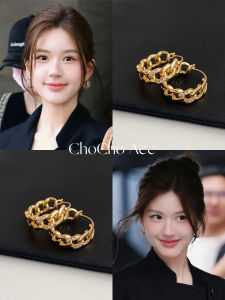 Chocho Golden Chain Earrings Fashionable Alloy Ear Cuff Studs Elegant Gold Tone Jewelry Stylish Accessory for Women