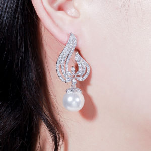 SEQUITO Delicate Bridal Jewelry Accessories White Gold Color Micro Pave Bling AAA Zirconia Wing Shape Symmetric Long Pearl Pendant Drop Wedding Party Earrings SE756