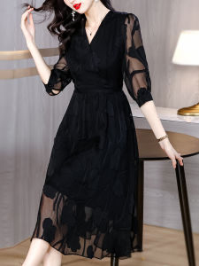 Váy Midi Đen Cổ Chữ V Thêu Thanh Lịch Cho Nữ Mùa Xuân Hè 2024 Váy Chữ a Cạp Cao Thắt Eo Giảm Tuổi Tác Thon Gọn