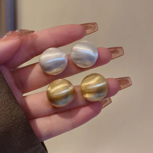 New Fashion Gold Color Matte Metal Stud Earrings Minimalist Round Earrings For Women