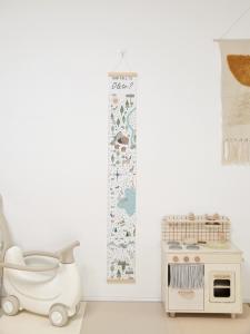 New Wooden Canvas Baby Height Ruler Room Cartoon Decoration Height Measurement Wall Sticker Removable Shooting Props