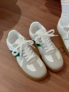 YOTO 2025 New Model PU Leather Comfortable Lace-up Sports Shoes Casual Flat Low-cut Sneakers For Women.