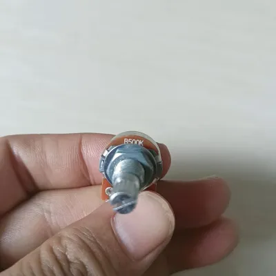 Potensio kecil gitar 500 kilo