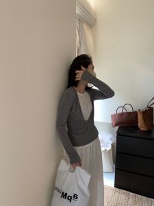 Gray Long Sleeve round Neck T-Shirt Womens Slim Fit Base Layer Top Spring Shoulder Width Regular Korean Style Commute