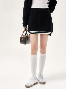S&W | Slimming Short A-Line Skirt High Waist Small Size