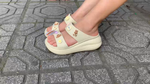 Giày dép crocs - dép quai ngang đế cao crocs classic crush mẫu mới nhất cho nữ chống thấm nước chống trơn trượt chống hôi chân hàng nhà máy xuất xịn đầy đủ hộp hoặc túi crocs