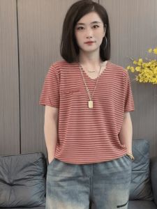 เสื้อยืดแขนสั้นลายทางไซส์ใหญ่สำหรับผู้หญิง ทรงหลวมสบาย ๆ สำหรับฤดูร้อน เสื้อตัวบนลำลอง เสื้อผ้าทำงานสไตล์ยุโรป