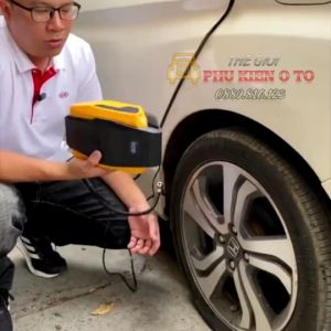 Máy bơm lốp ô tô tự ngắt màn hình LED điện tử dung tích xi lanh 22 tích hợp đèn chiếu sáng