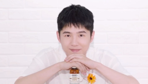 Kiehls Calendula Soothing Toner 250ml - Alcohol-Free Hydrating Formula for Normal to Oily Skin