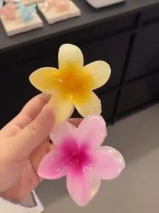 【Free Gift】17 MILE 6Pcs/Set Hawaiian Colorful Flower Hair Clip for Women Girl Plumeria Flower Beach Hairpin Accessories(Local shop)