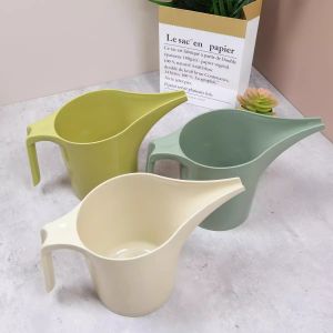 Popular long-spout watering can plastic sprinkler long-spout flower watering cup suitable for gardening and baking