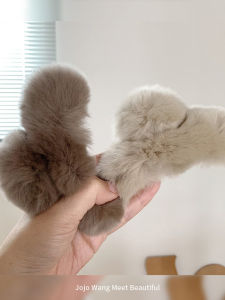 Fluffy Shark Hair Claw Fresh out Korean Style Jojo Wang Meet Beautiful Brand Plush Hair Accessories for Autumn Winter