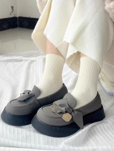 สีดำ น้ําแข็งบาง ผ้าไหม ถุงเท้าถึงกลางน่อง ฤดูร้อน ถุงเท้าสําหรับผู้หญิงสวมใส่ด้วยรองเท้าแตะและเดรสถุงน่องยาวในวัสดุกํามะหยี่สไตล์ หวาน