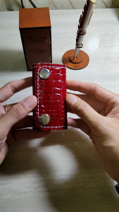 Dompet STNK Motif Kulit Buaya Gantungan Kunci Mobil Motor