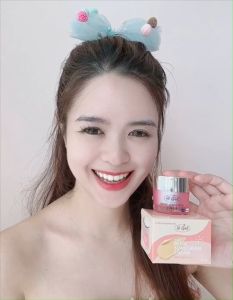 ไฮเกิรล์ กันแดดเนื้อเซรั่มสูตรผสมรองพื้น ชู้ช่วยปรับสีผิวสว่างขึ้น 1-2 ระดับ ปลอดภัย ลดความลึก 12g