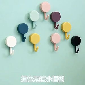 [Little B House] Self Adhesive Wall Hooks Towel Hook Bathroom Kitchen Hook Nail-free 小挂钩 Penyangkut Dinding - SO81