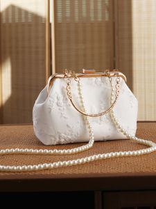 New Chinese Style Cheongsam Handbag Evening Pearl Crossbody Bag Lace Hanfu Bag Ma Face Skirt Bag Floral Embroidery Soft PU