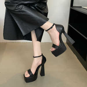 รองเท้าแตะส้นสูงพื้นหนาหัวเหลี่ยมสำหรับงานปาร์ตี้ รองเท้าแฟชั่นฤดูร้อน รองเท้าส้นสูงสำหรับผู้หญิงไซส์เล็ก รองเท้าแบบสวม พื้นยาง