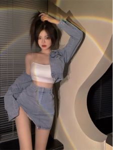 Slim Fit Turn-down Collar Long Sleeve Solid Color Spicy Short Denim Jacket Top for Small Women Autumn Fashion Design