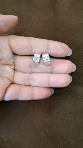 Anting Perak Clip On Kotak Kristal Titanium 18 K (Silver)