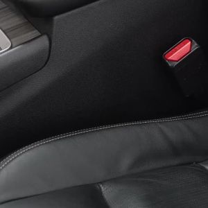 Universal Car Seat Gap Storage Plug Anti Debris Falling Cushion Multifunctional Auto Interior Storage Decoration for Car Seats