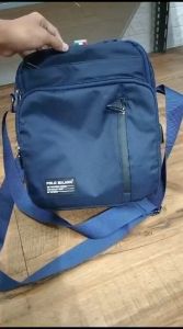 JUAL❗❗Sling bags POLO MILANO 88390-11in DILENGKAPI USB BISA DISELEMPANG BISA DIJINJING