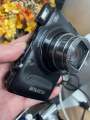 Máy ảnh Fujifilm FinePix F300EXR. 