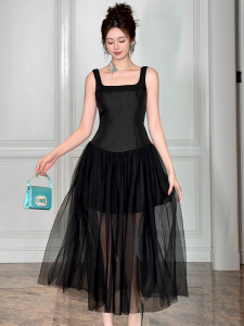 Happy Diva váy dây đeo váy đen váy thang váy hấp dẫn váy tulle váy mùa hè váy hở vai váy nịt eo váy dài 9767