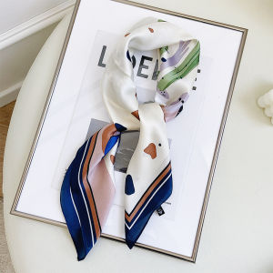 ผ้าพันคอไหมบางสไตล์เกาหลีฤดูใบไม้ผลิและฤดูใบไม้ร่วง ผ้าพันคอสี่เหลี่ยมเล็กสำหรับผู้หญิง ผ้าพันคอแบบผูกเอว ผ้าพันคอฤดูร้อน ผ้าพันคอแบบผูกผม