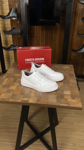 Sepatu Sneakers Pria Bahan Kulit Casual Kerja Kuliah Outsole Karet Neil L8541