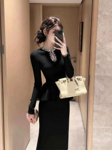 DANTING | Elegant and Refined Ladys Set Black Top and Skirt