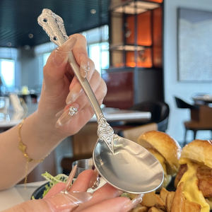 Very Beautiful Frosted 316 Stainless Steel Soup Spoon Carving Dinnerware Utensils Smooth Surface for Serving Soup