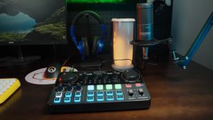 Koorfly KF-04 การ์ดเสียง ZX320 ชุดการ์ดเสียงไมโครโฟน ลดเสียงรบกวนอัจฉริยะ เอฟเฟกต์เสียงที่กำหนดเอง 48V Sound Card  Professional Audio Equipment Mixers  Interfaces