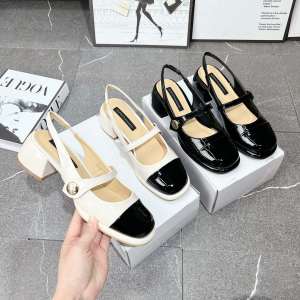 Giày sandan hở gót 5 phân khuy vàng chữ niuniu da bóng mã HH135 ( phom nhỏ nửa sz)