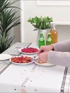 Taplak Meja Anti Air & Dustproof Peva 137x180cm