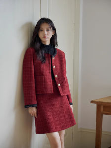 Engagement Red Fragrance Style Set Womens 2024 Autumn Winter New High-End Lightweight Elegance Outer Short Skirt Two-Piece Set