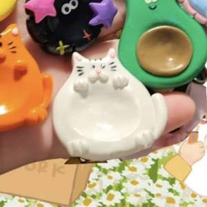 Worry stone หินคลายเครียด ลูบน้องเพื่อผ่อนคลายได้เลยค่ะ งานทำมือจากดินโพลิเมอร์นะคะ