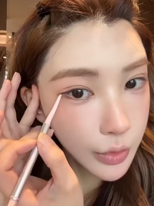 Turtle Dual-End Gel Eyeliner with Brush Waterproof Sweat-Resistant Fast-Drying Non-Smudging