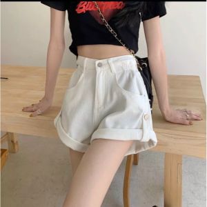 quần đùi lật lai nữ phối nút kaki có giãn