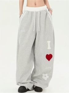 กางเกงวอร์มทรงหลวมสไตล์อเมริกันลายตัวอักษรหัวใจสำหรับเต้นแอโรบิค กางเกงขายาวทรงหลวมสบายๆ สำหรับผู้หญิง ฤดูใบไม้ผลิและฤดูร้อน 2025