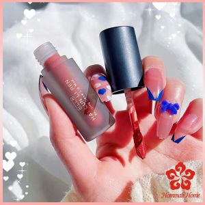 เนื้อแมตต์ กันน้ำ ติดทนนานลิควิดลิปสติก กํามะหยี่ สีนู้ด สีเป็นธรรมชาติ Lip Stick